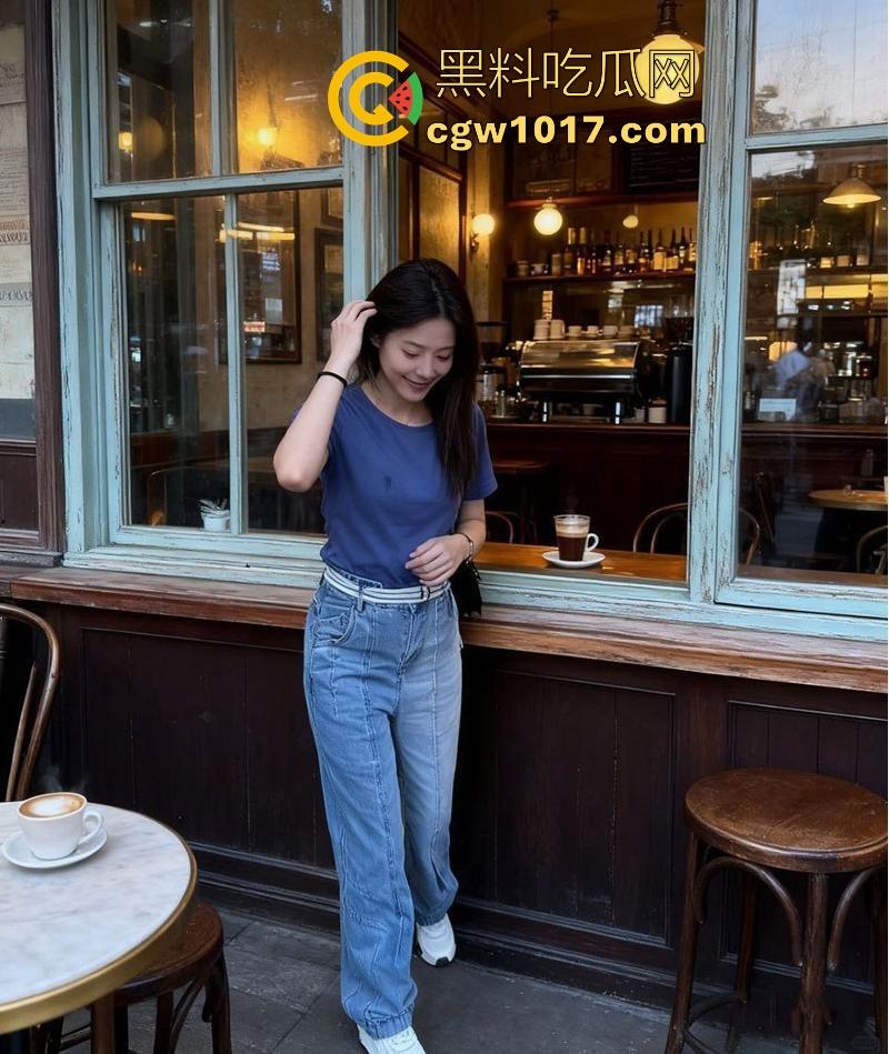 武汉师范大学【陈菲怡】大四实习为顺利专正，甘心与领导上床做爱，嘴上说的不要在床上表现比谁都骚！-1