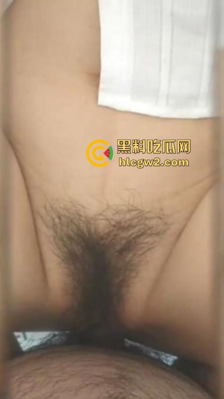 四眼约炮大神牛逼炸了！征服四位寂寞阿姨骑电动车轮番赴约被操，全程对话骚到爆 阿姨们直接抢着被要被上！-15