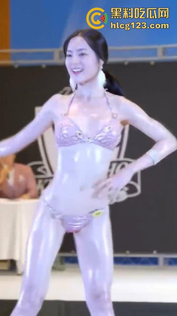 真美！性感模特【娜娜】健身尤物大尺度 超辣玉体美腿让人狂喷鼻血 魔鬼身材散发女神气息-7