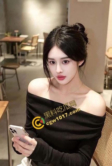 乱伦大神与小姨子的秘密：趁小姨子剃逼毛时闯入，粉嫩小穴被扣舔爆操，爽到要求内射骚穴！-2