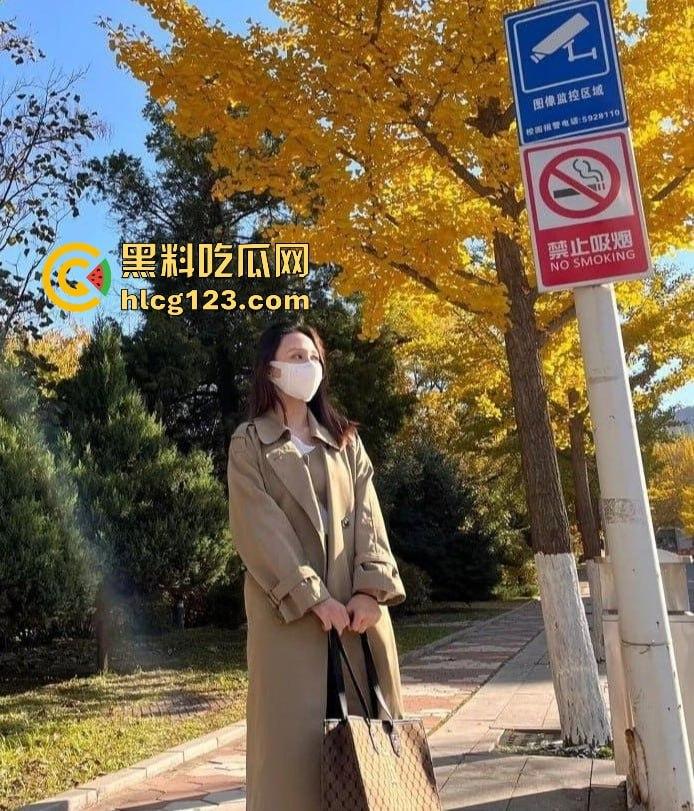 辽宁科技大学『范园娟』分手视频曝光！清纯脸蛋下的小骚货，被后入操到淫叫连连！-2