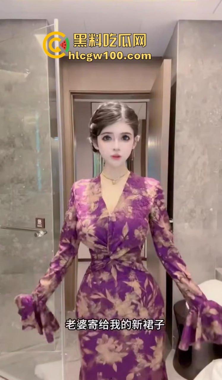 借着抖音cos网红【狗头萝莉】提前拜年的视频，小编最近整理了一下这位巨乳网红的经典视频，经典巨乳还是这么百看无厌！-12