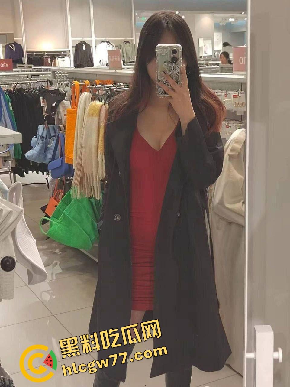 这逼脸蛋太不配了，川音第一校花【林初霏】被玩成肛交性奴，被富二代爆肛调教，屁眼松得能塞瓶盖！-4