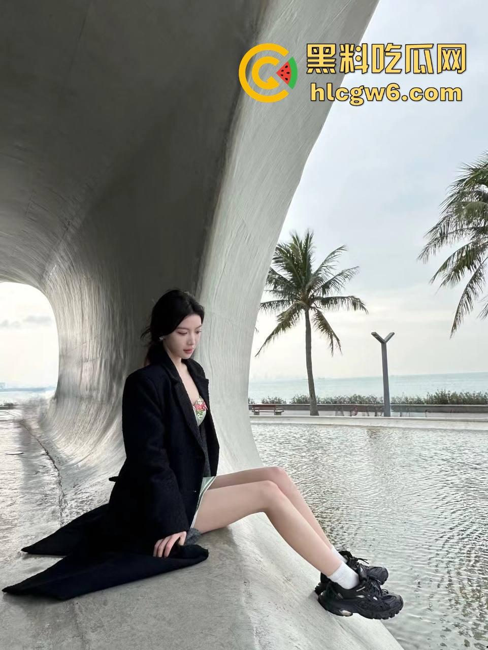 三亚大佬试驾大学生清纯母狗高亚琪！昼夜两张脸，白天乖巧拍照晚上浪翻酒店，骚到让人精盆告急-1