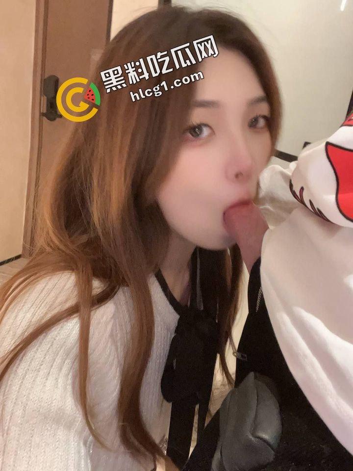 南京艺术大学瓜子脸女神『李佳琳』性欲旺盛的母狗 金主包养调教玩弄视频流出-11