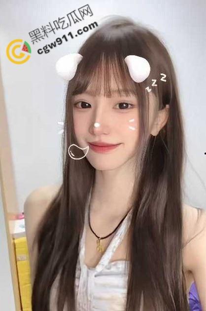 长春师范大学嫩妹【张钰背】夜店狂欢，性感装扮引猛男疯狂疼爱，深喉骑乘，一夜高潮7次，绿帽男友气炸-3