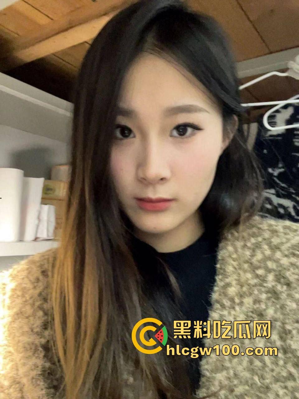 宁夏工商学院音乐生【刘思露】约炮视频曝光,全校出名的骚母狗免费白嫖爽!-3