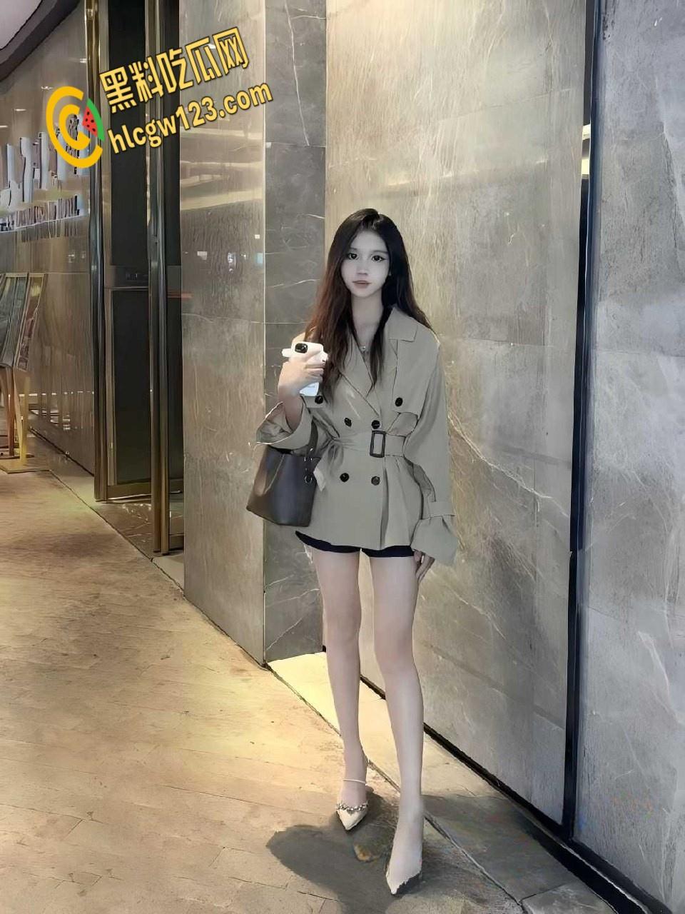 富二代约炮模特【fKabuto】,22岁小模特伴游几天下来操爽了,小穴被干的肿起来!-3