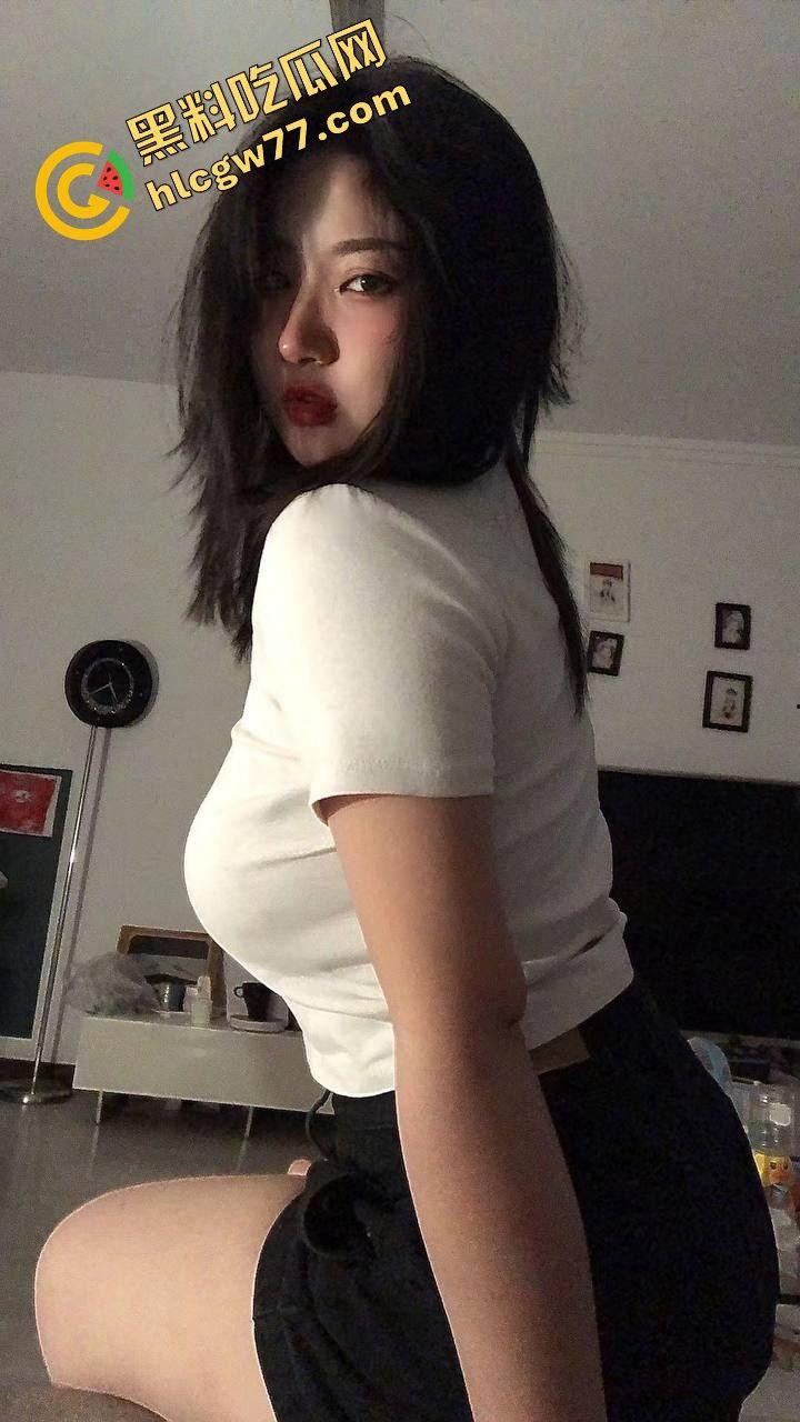 鞍山前女友3P大瓜！擦边骚货双插肛交还舔脚，分手后聊天记录炸裂曝光！-4