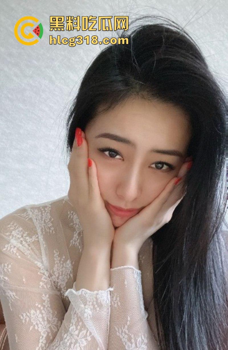 约炮偷情极品邻居少妇，骚姿招展主动上位，感觉能把人都吸干，成熟少妇的魅力根本抵挡不住！-2