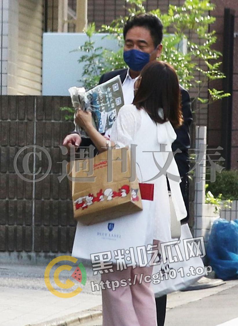 日本政府后院起火!海外110干部福建美女美色拿下日本议员 和首相吃饭 打入日本政府-3