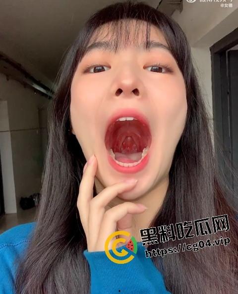 站住！让老夫来帮你做一下核酸检测  在让老夫好好给你检查一下有没有蛀牙-2