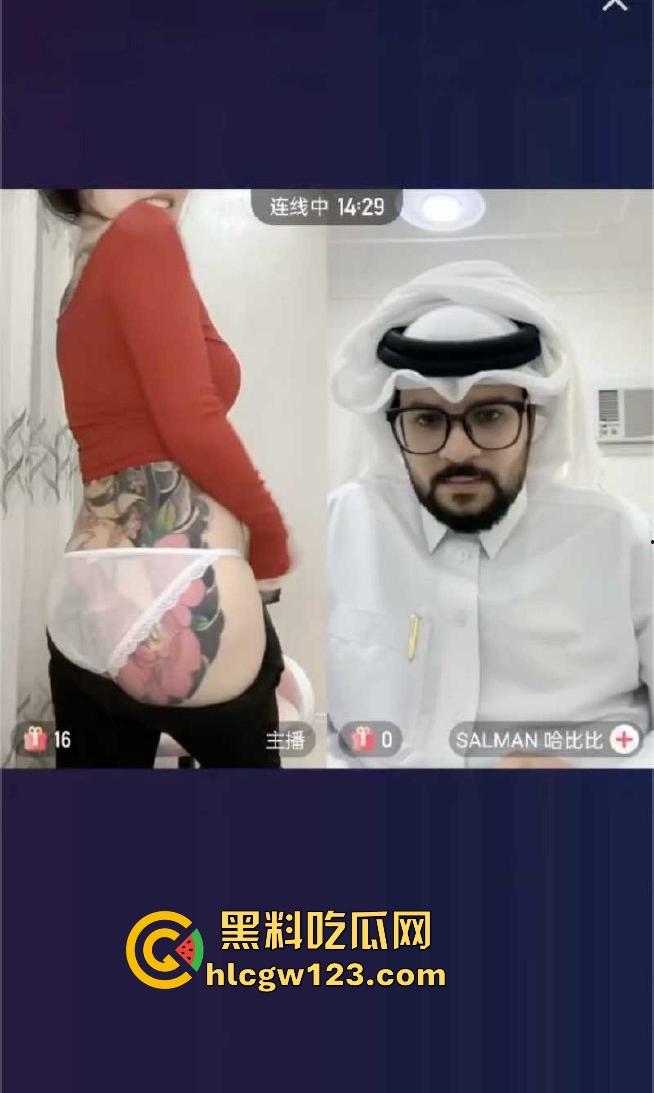 快手骚女大整活！就是说快手这样玩的吗？骚女直播漏透明内裤调戏外国佬！-2