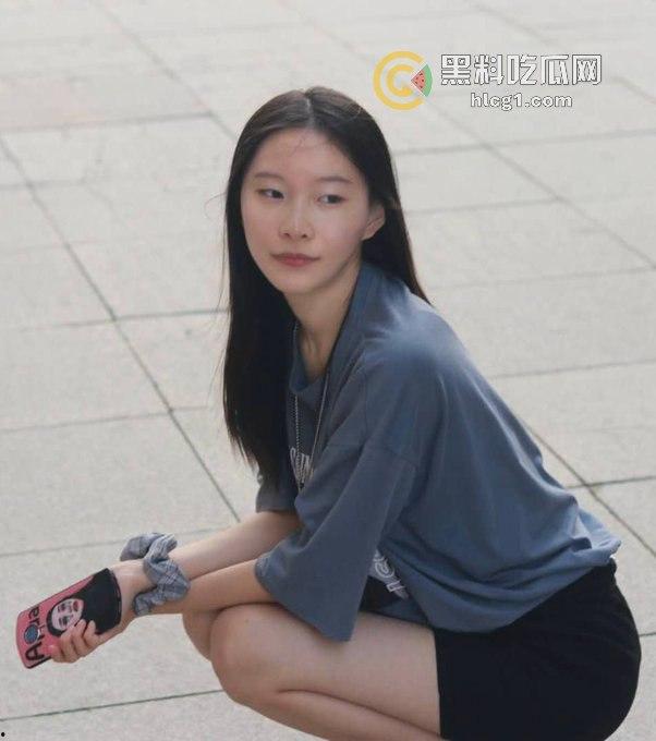 长白山旅游学院李蕾蕾的双重生活：乖巧学霸与床上荡妇的惊人对比！-3