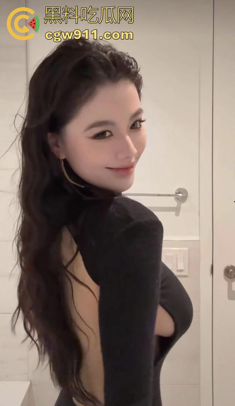 你女神只是富人母狗，抖音600w粉丝网红【Shirley林】，裸聊勾引金主视频曝光，假名媛欺骗粉丝，真婊子自慰淫穴！-4