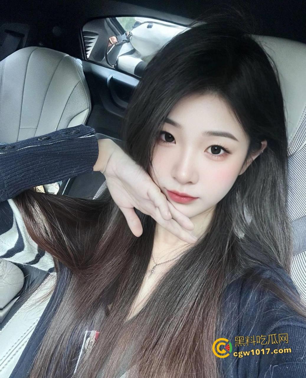 约炮大神【大庆哥】，楼道猎艳刚刚毕业小女奴，全裸跪地卖力口交羡慕死人，无套抬腿后入爆操，又一条小母狗诞生！-2