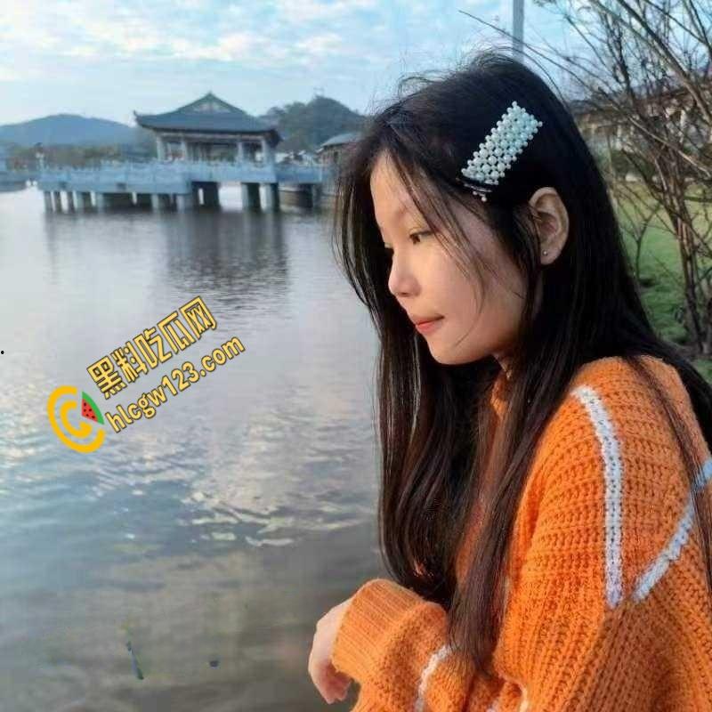 福建泉州师范学院【胡琼月】, 热恋期间约炮调教视频曝光, 后入爆操最后全射口中!-3