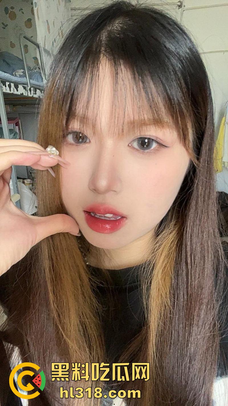 福建宁德师范学院【薛蕊晗 】，清纯可爱大奶反差学生妹，出轨体育生不雅视频流出， 好骚但是好喜欢！-5