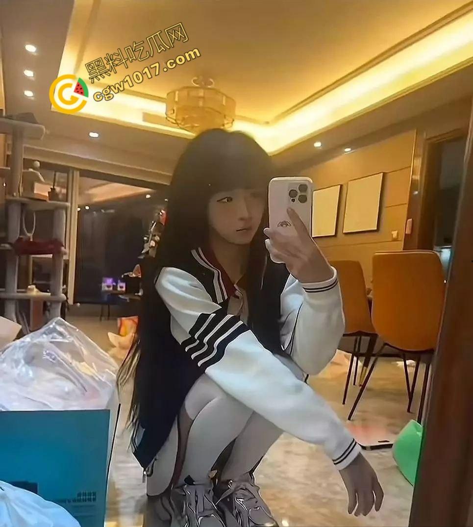 抖音百万粉丝【伍六七7】出轨视频曝光，借巡演之名与粉丝啪啪内射，夜夜笙歌逾越禁欲！-11