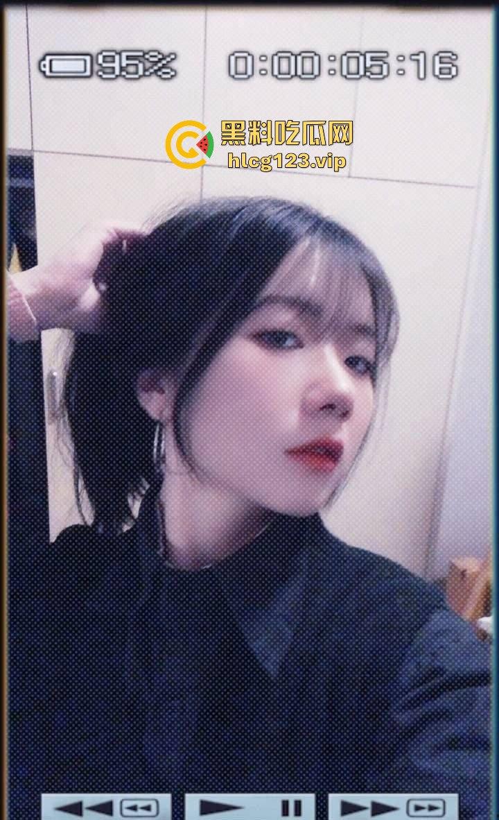 沧州大二美少女【欧拉丽】，黑丝腿袜加持，酒店激情啪啪被调教听话，逼水满满！-18