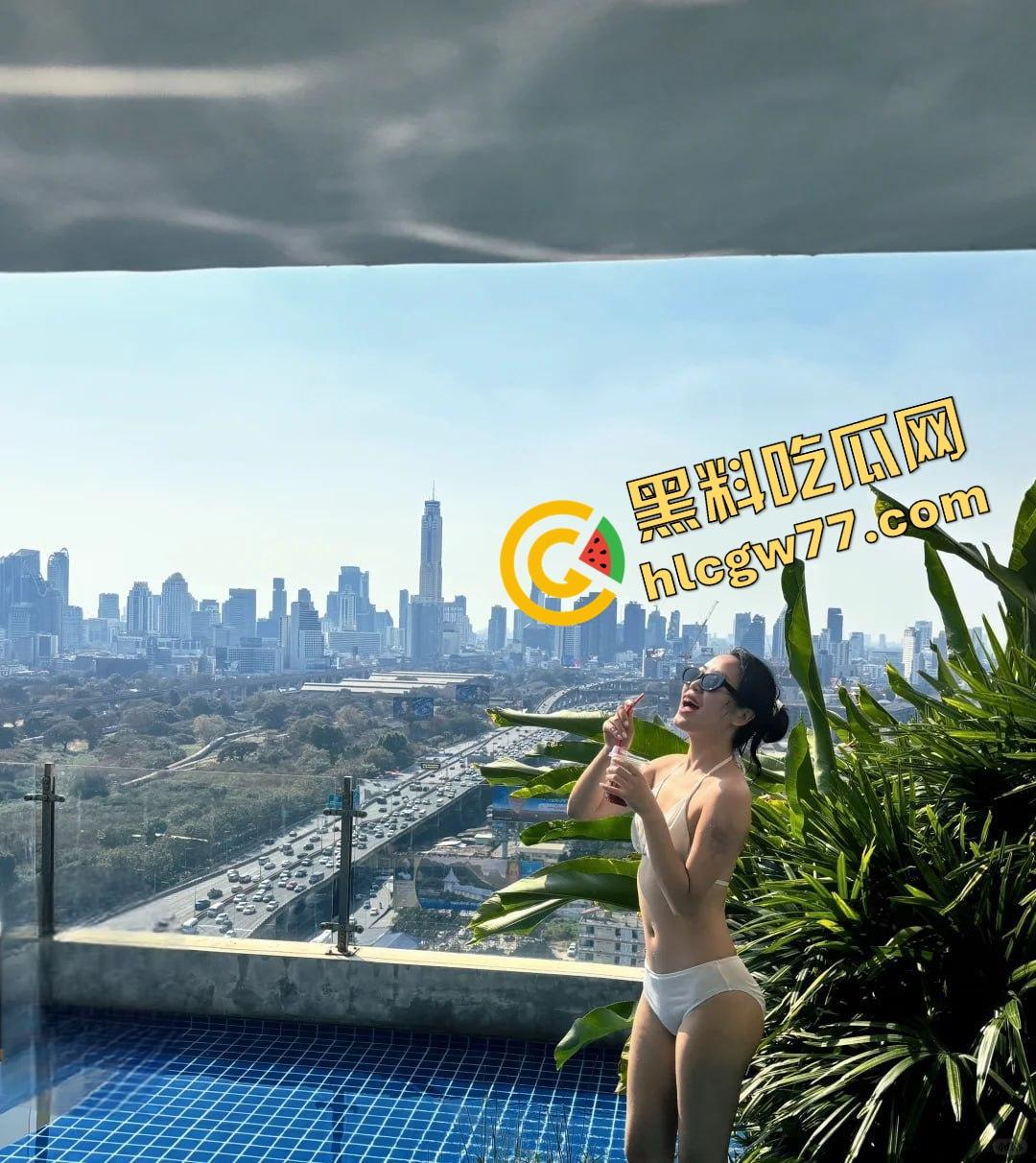 春秋航空空姐『白语』晴潜规则,制服开裆黑丝跪地爆操,骚到跳蛋狂震阴蒂爽到欲仙欲死!-6