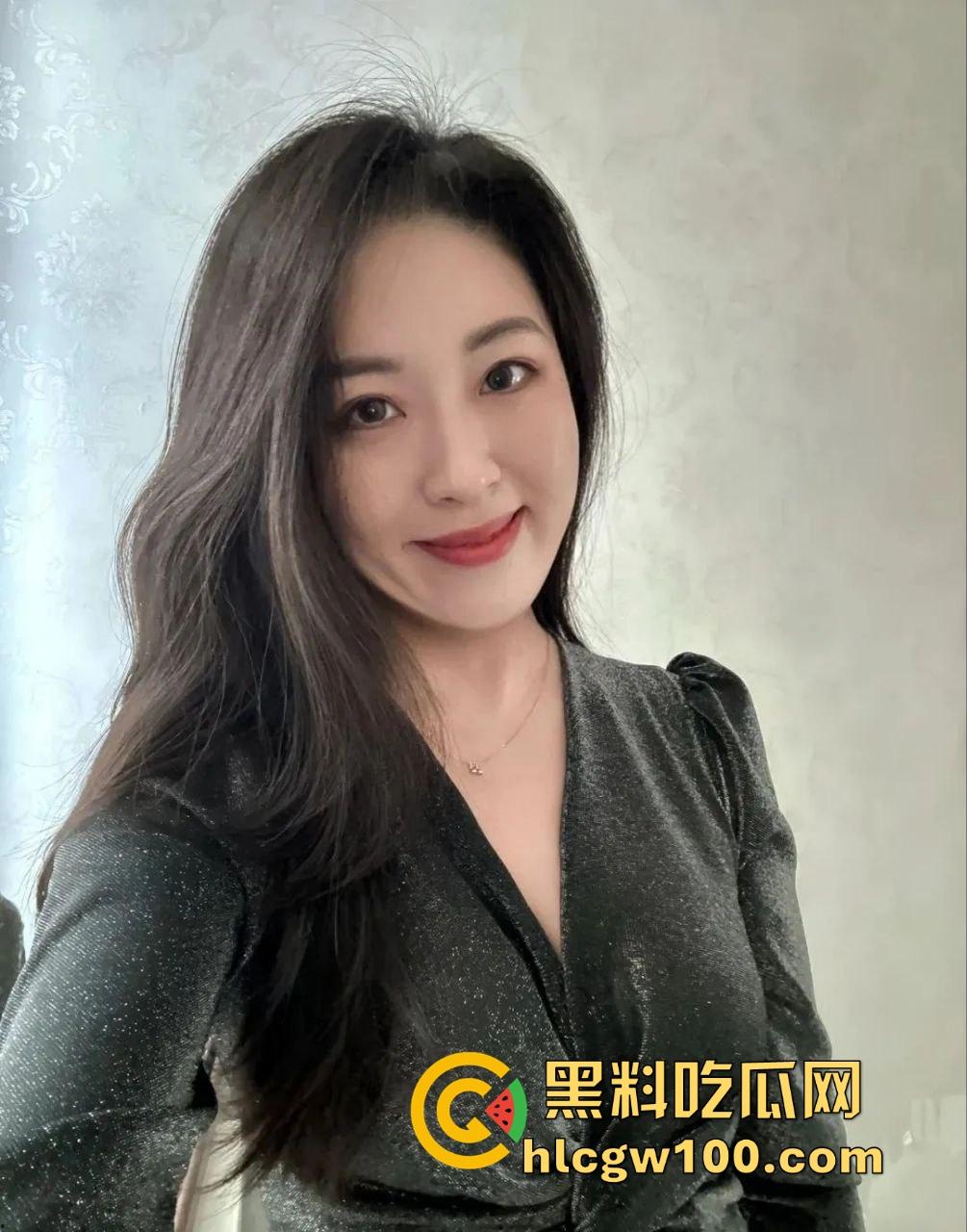 公园野战骚翻天，大姐饥渴难耐还想硬操，奈何大哥小弟弟趴着装死抢救无果，力不从心的尴尬看得人笑尿！-6