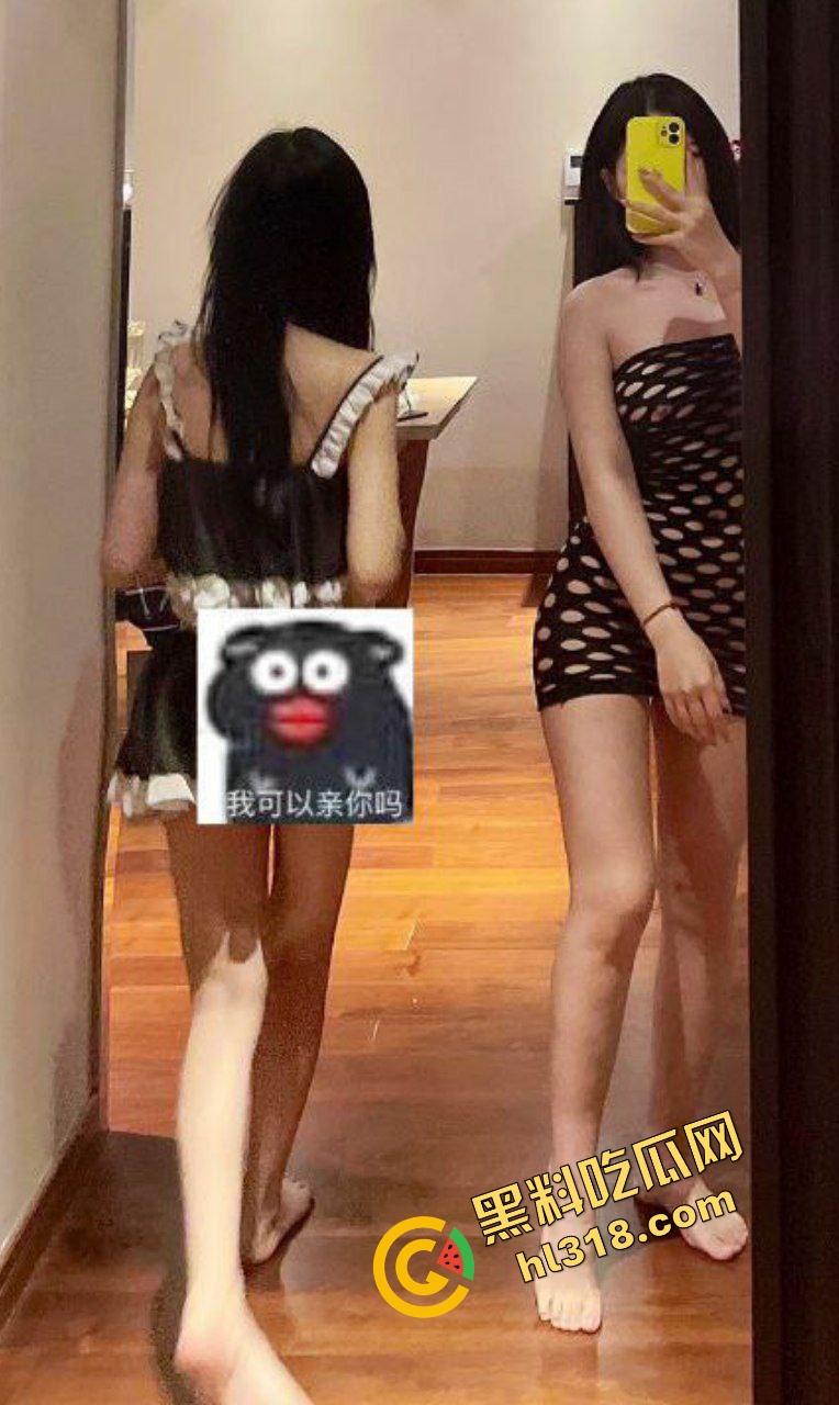 苏州高颜值名媛团，姐妹组团3P4P轮流服侍金主，一炮一个香奈儿包包，姐妹齐心闷声发大财！-5