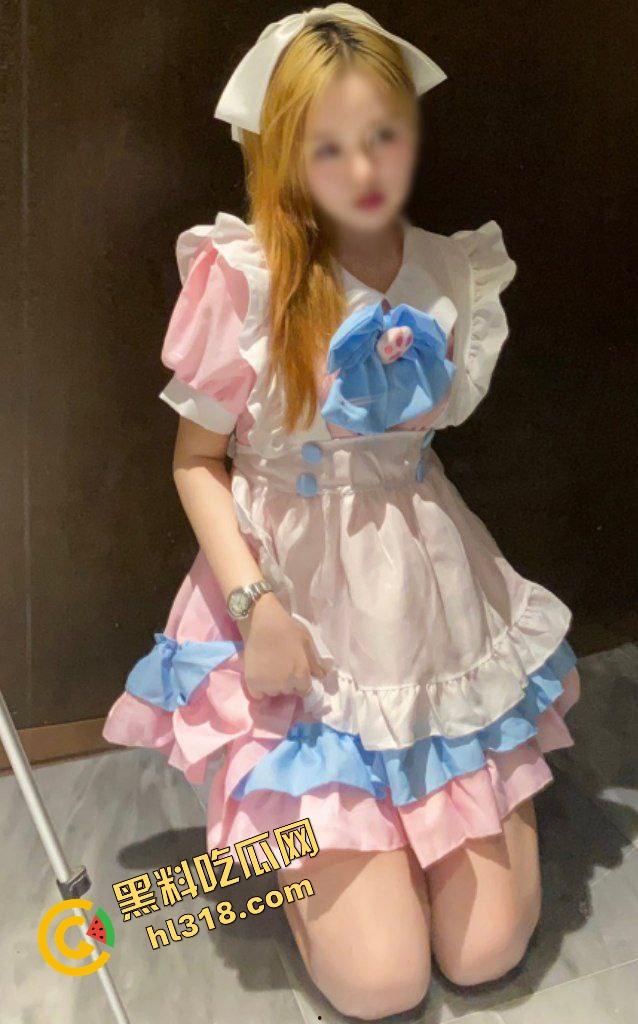 苏州高颜值名媛团，姐妹组团3P4P轮流服侍金主，一炮一个香奈儿包包，姐妹齐心闷声发大财！-23