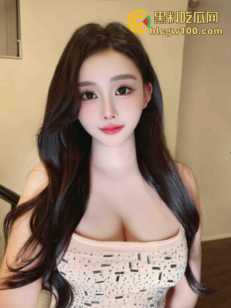 东航空姐女神【凌悦】穷人眼里的高冷女神，富人胯下的精盆母狗，丝袜美腿任人玩弄，有钱就能内射到爽！-8