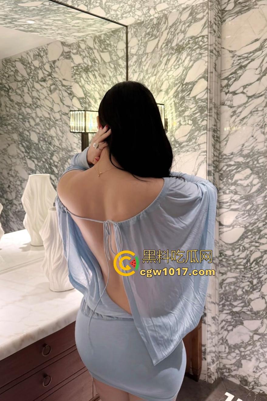 反差猫娘cosplay乐乐，假尾巴塞肛门摇屁股，被男友写“乐乐是爸爸的小母猫”，口交如打桩机疯狂深喉！-5