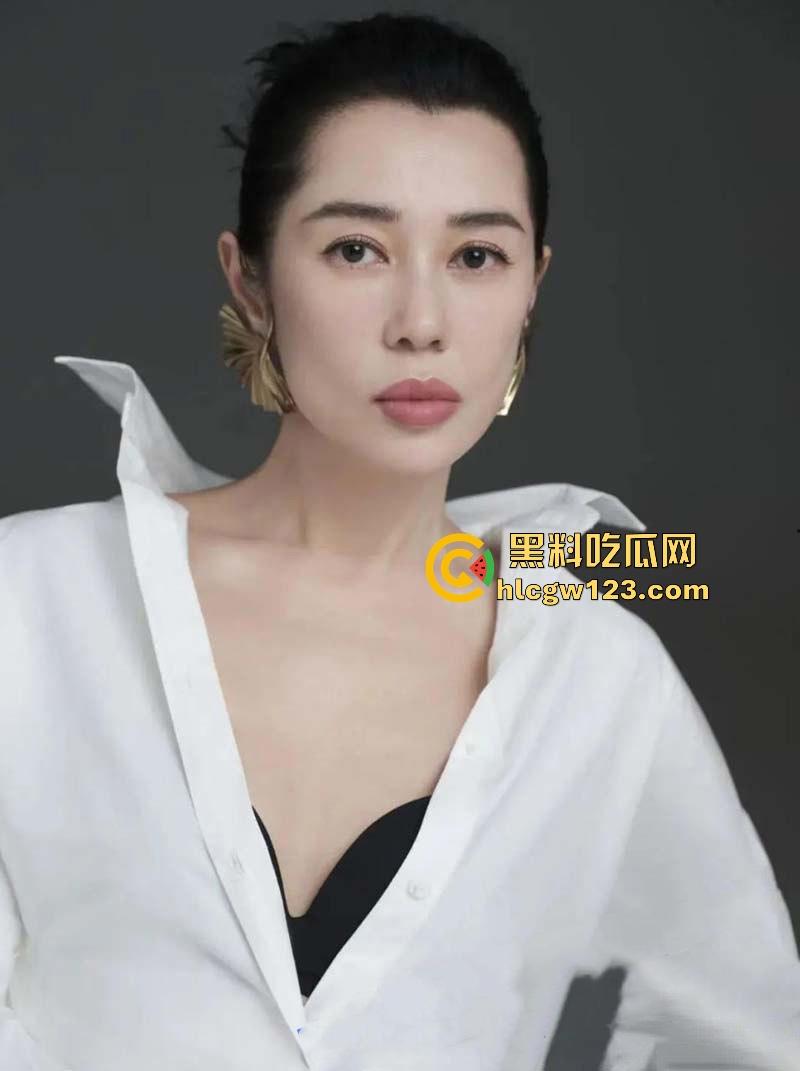 战狼1女主角【余男】隐藏福利解锁 电影【狂怒】精彩片段 奶头都被舔得立起来了！-5