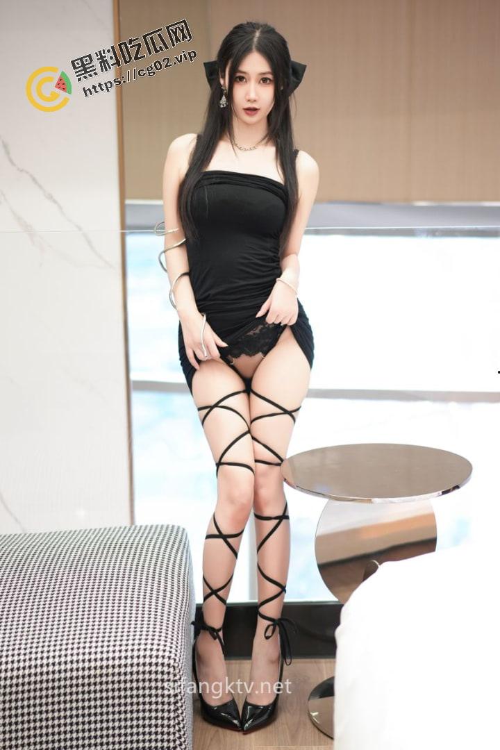 秀人网极品女神嫩模 阿姣 颜值身材天花板 全裸开豪车+姐妹双人互吃奶头 白虎骚逼诱惑十足 付费私拍流出-10