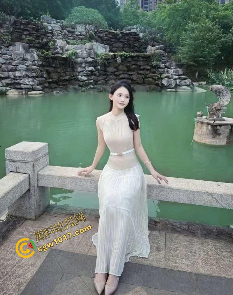 贵州人妻【陈嘉怡】肉欲视频曝光全网，肥臀乱颤奶波荡漾，春情迷离浪叫不断，粗屌深入湿穴狂操，欲火熊熊燃遍网络-10