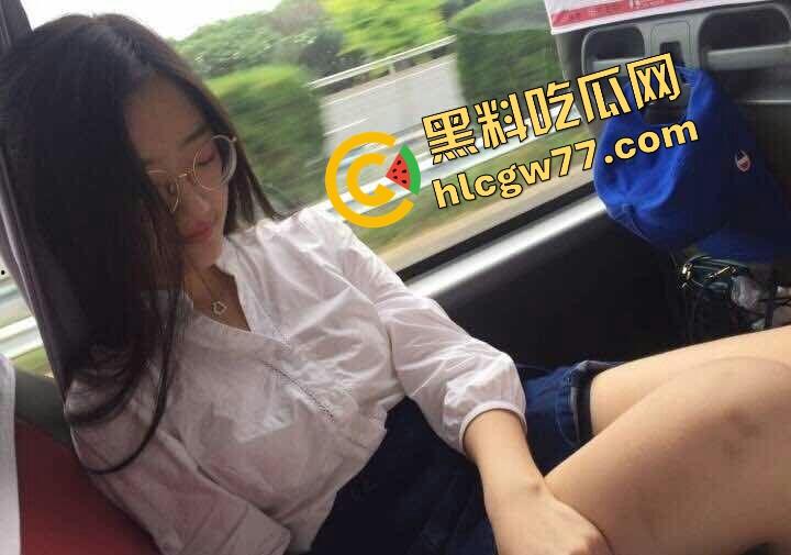 河北艺校眼镜妹【路诗琪】十个眼镜九个骚还有一个正跪着口交 酒店约炮操翻视频流出！-4