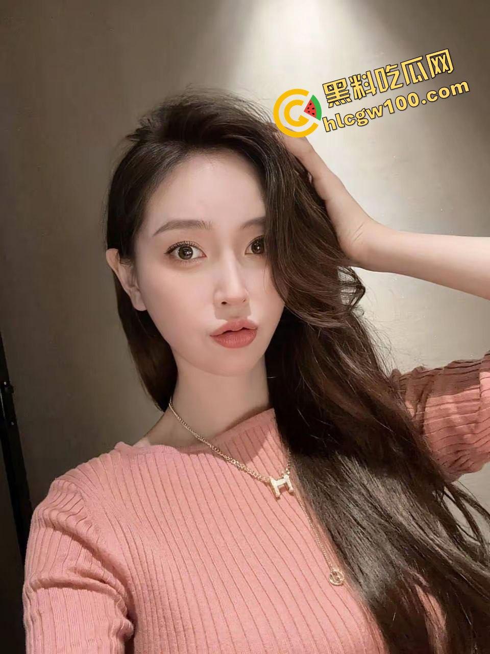 抖音擦边女反差骚鸡贱逼母狗『白鸽』被猛男调教家暴 外出约炮镜前后入猛操！原创投稿独家曝光流出！-6