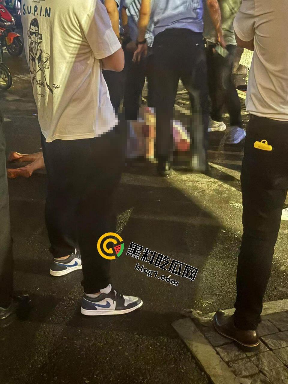 沈阳铁西区接连爆出惊天新闻，特大命案、持刀行凶、串店刀战，街头暴力事件频发！案发视频大合集‘-6