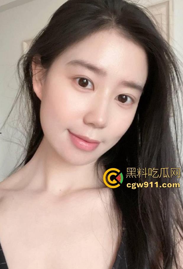 秦皇岛极品人妻少妇【魏文捷】情趣内衣诱惑情人爸爸，主动后入骑乘榨精，欲求不满的性瘾者，被调教成小母狗！-3