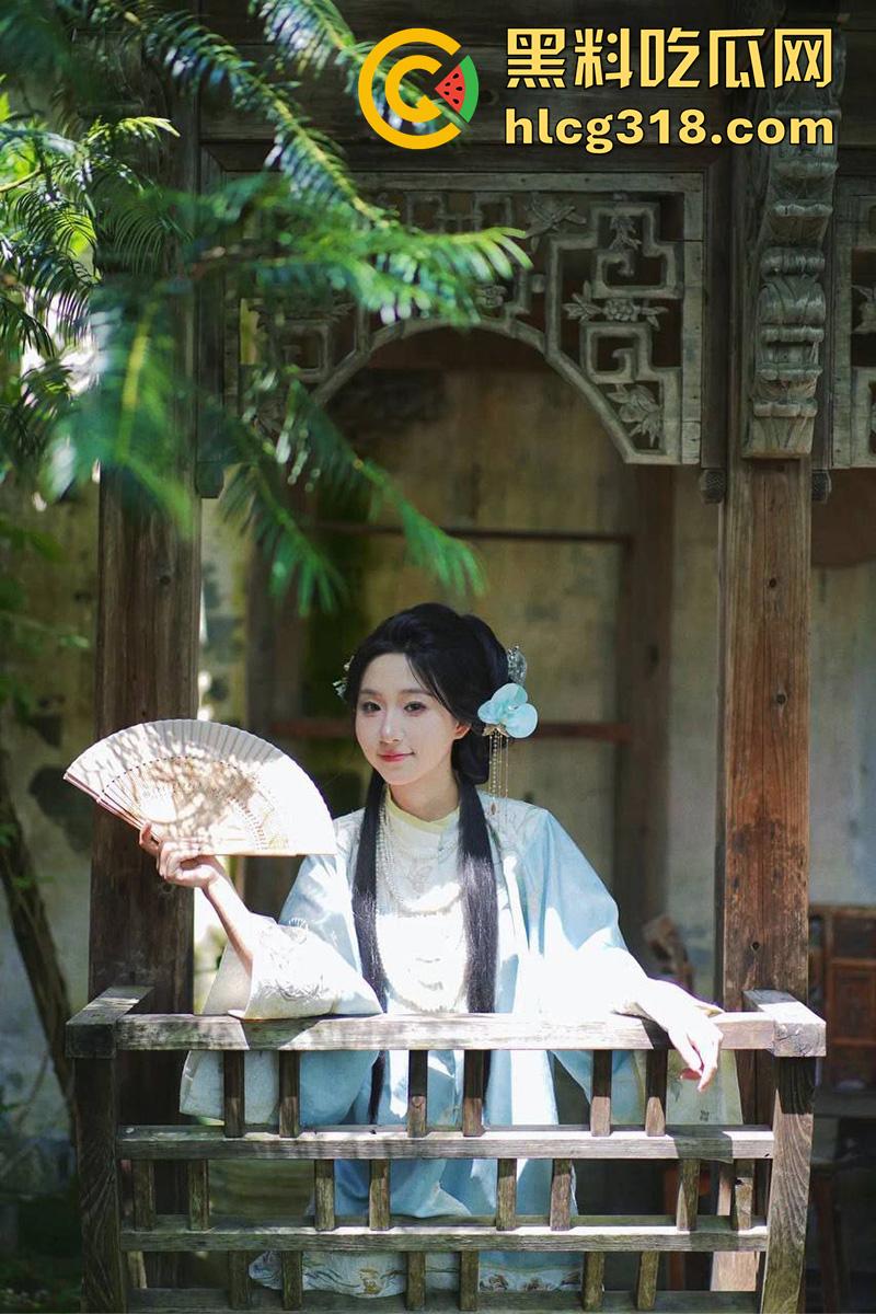 一线天嫩鲍女神田思涵，苏州师范清纯甜妹，背着男友约操体育生，结果被渣男泄漏视频曝光！-3