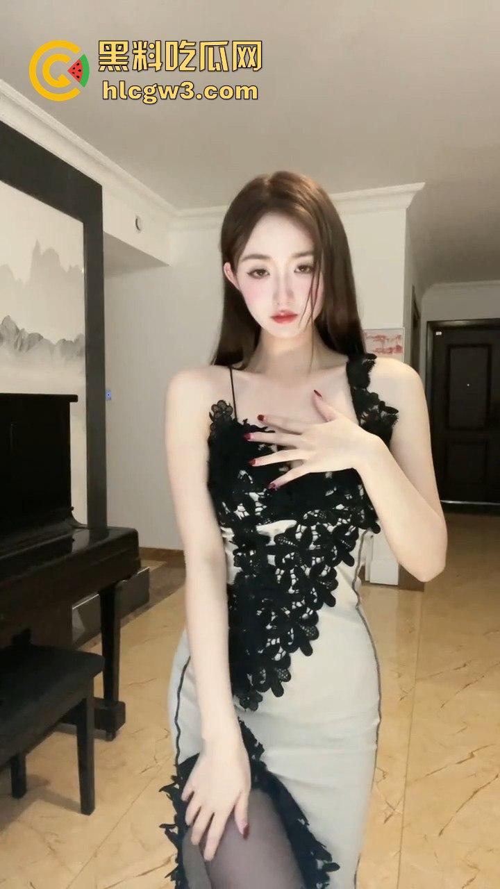 江苏网红脸骚母狗被猛攻！高颜值大胸白皮肤，金主爸爸后入猛操到崩溃，无套中出让沸羊羊心碎直掉泪！-3