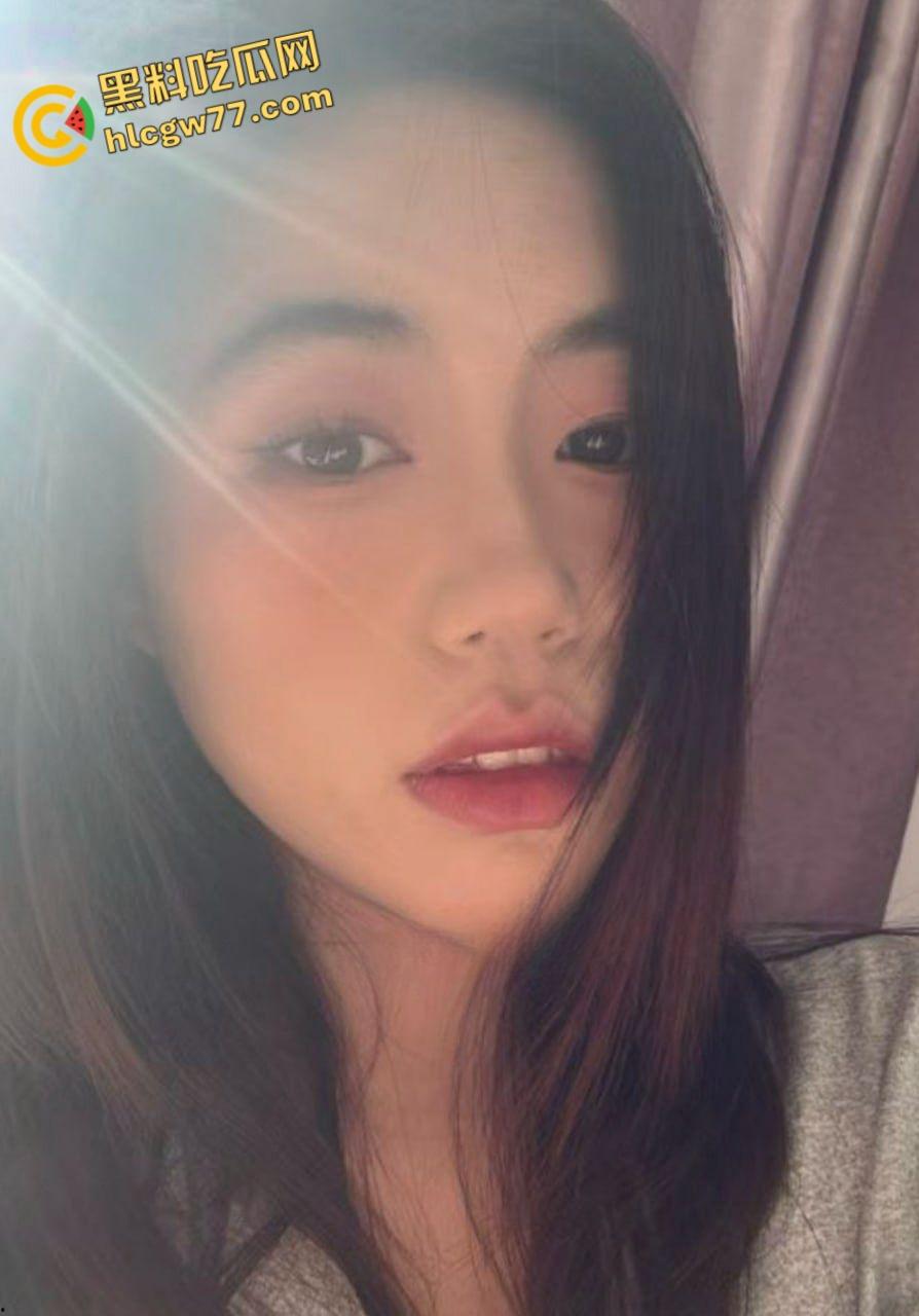 娇嫩的幼儿园老师【李纯】也喜欢约炮做爱 粉嫩的鲍鱼被炮友暴力输出-1