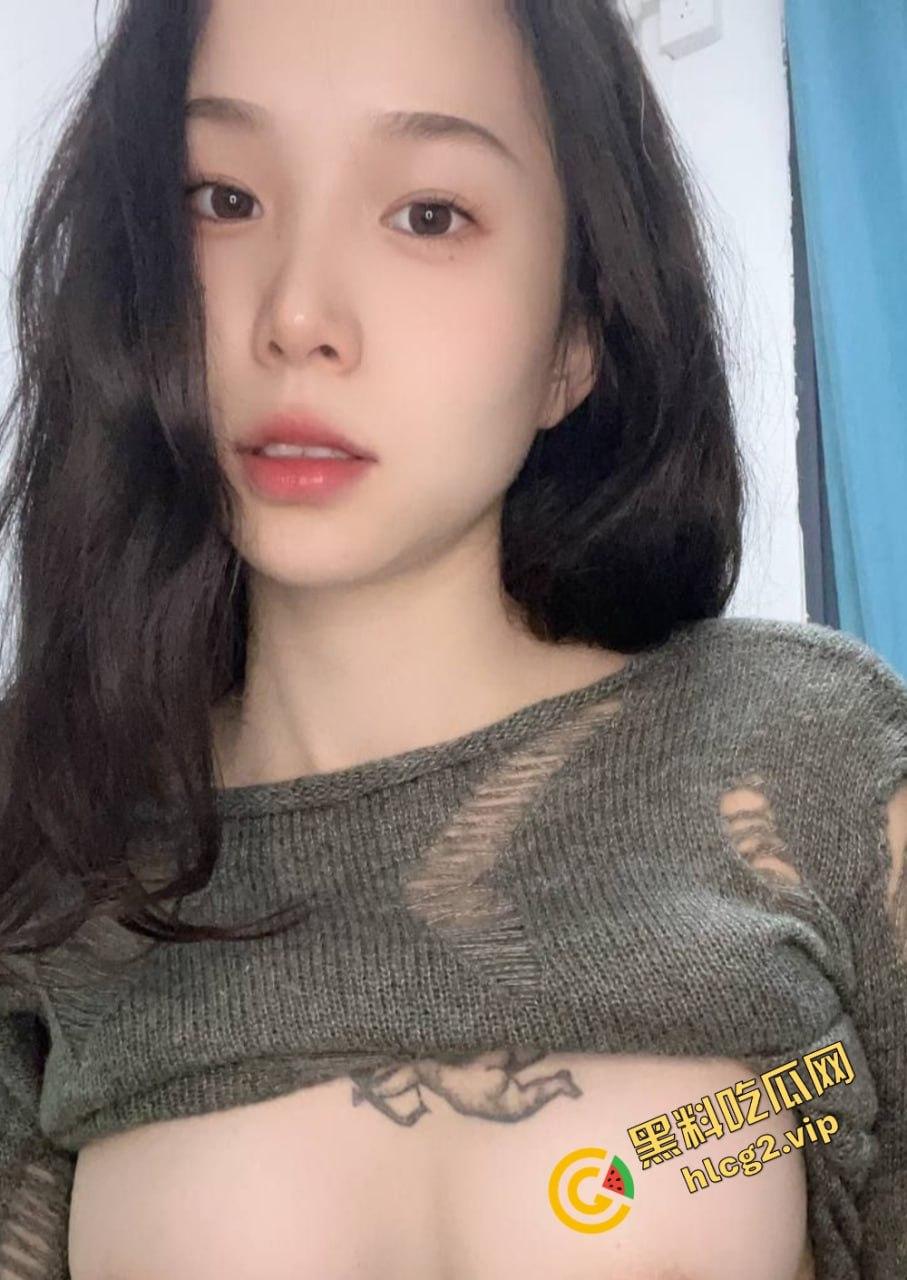 推特反差网红美少女唏唏定制私拍曝光！高颜值刺青女神极致性感魅惑！-7