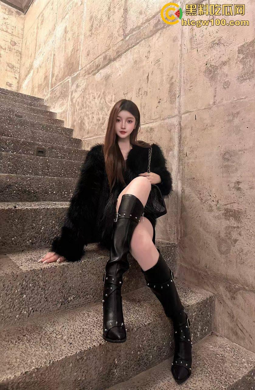 极品御姐淫妻『 林姬迩 』黑丝美少妇制服诱惑，巨乳喷奶榨精，毒龙肛交花式解锁，怀孕御姐美少妇颜值无敌！-7