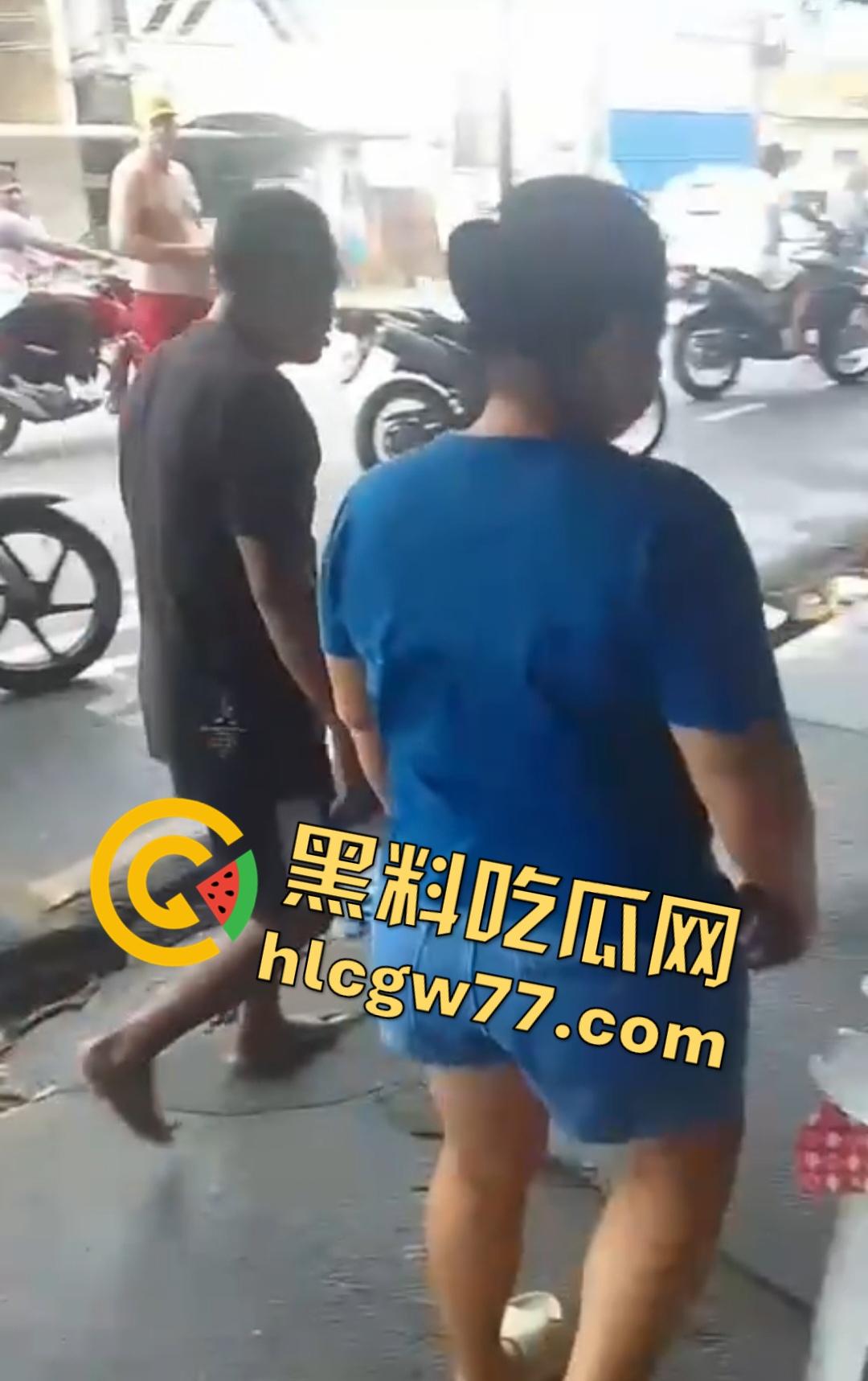 巴西“泰森”咬耳酿血腥！“泰森”偷窥女子，黑衣男见义勇为反被咬掉耳朵，现实版“疼痛奥林匹克”！-8