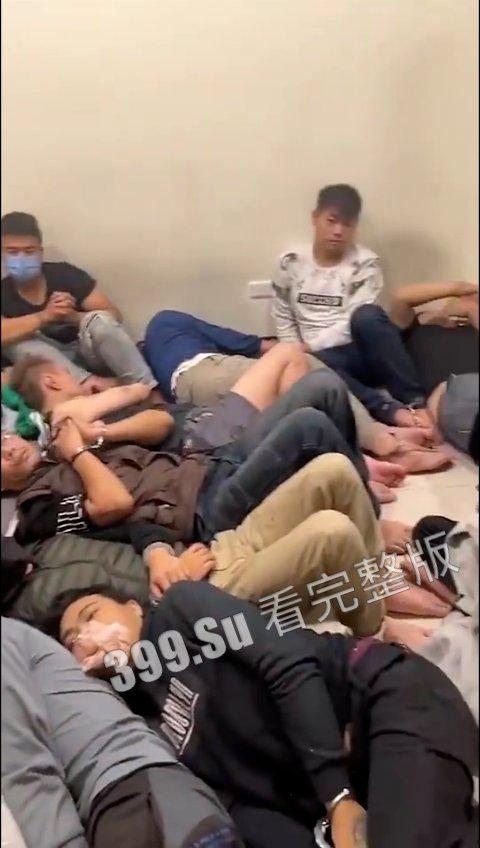 慎点！真实缅北 猪仔挨打合集 小仙女在这也得老实挨嘴巴子（二）-1