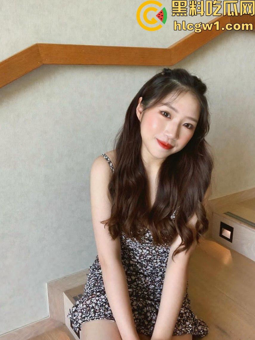 新疆财经大学『林诗曼』周末变身骚贱舔屌奴！逼痒难耐小穴痒得受不了，温泉酒店硬是得插个爽！-7