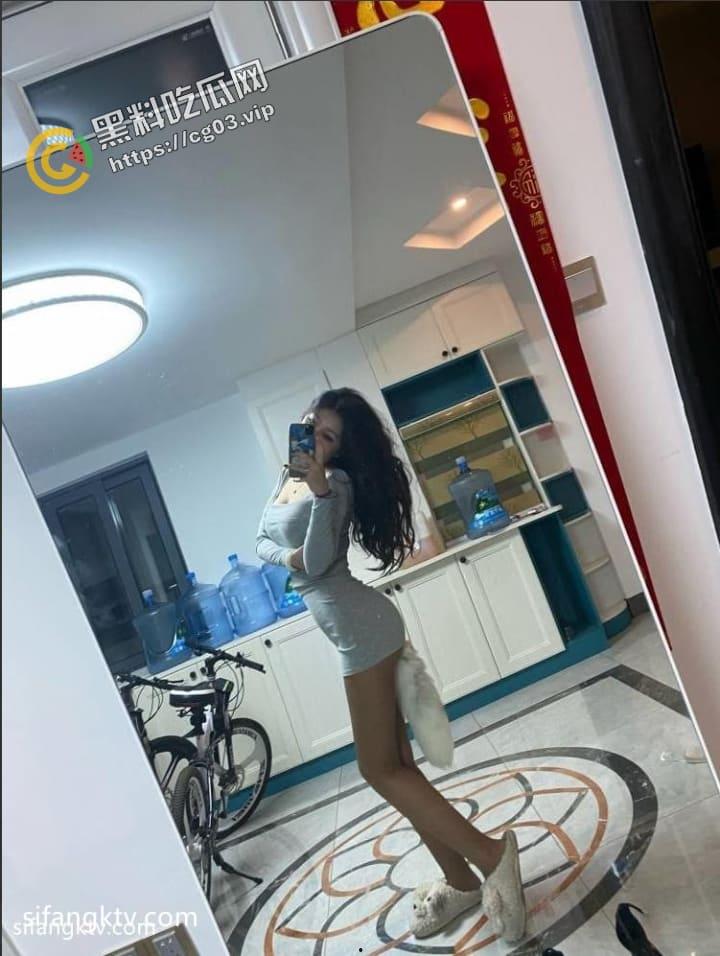 武汉大学周玄毅 教授与女学生聊骚被曝光 女学生杨帆性爱视图全集来啦!怪不得马薇薇会输,谁遇到这样的女人不迷糊呀-24