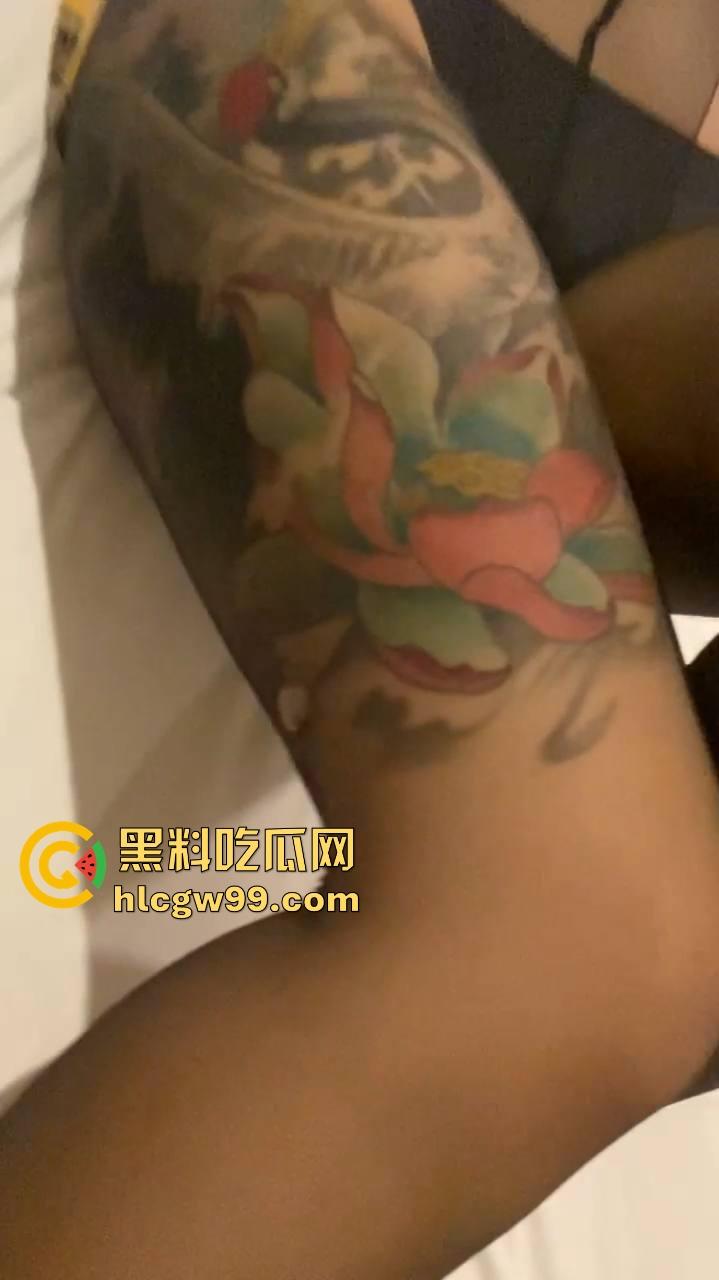 河北承德精神小妹『范湉湉』花腿小坦克冲撞力爆表，谁上谁知道，大屌进去秒变豆腐渣，操一回软三天！-6