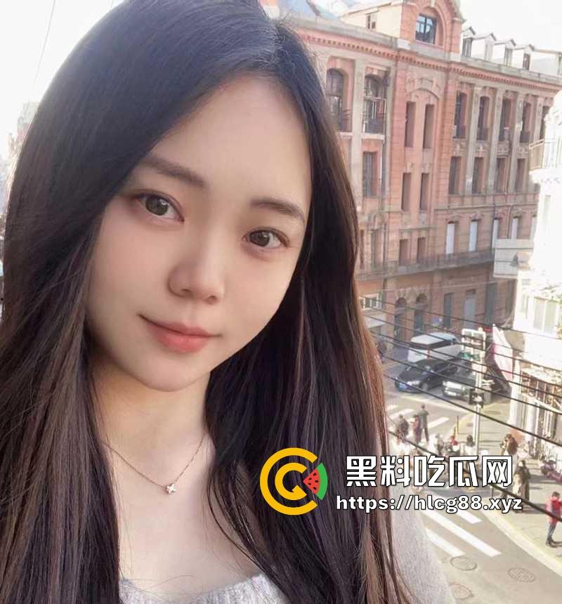 瓜友投稿！抖音同城认识的反差婊【颜晓然】皮肤白嫩大奶迷人 首次约炮主动上位 大白屁股真诱惑啊-1