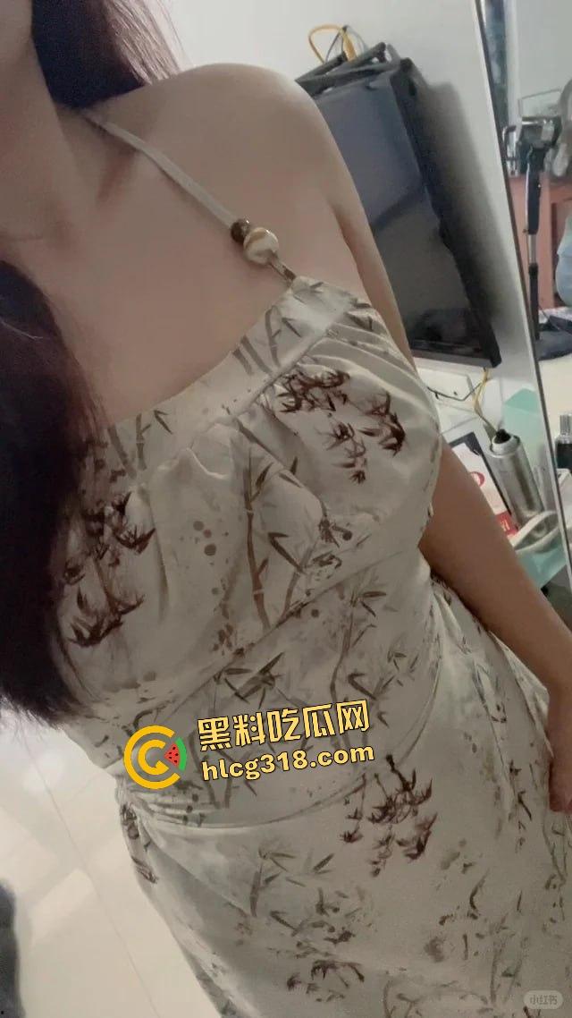 蓝战非前女友视频流出！千万身家却因鸡巴小挡不住前女友骑乘黑鬼前男友，这肥水应该是留到外人田了吧？-1