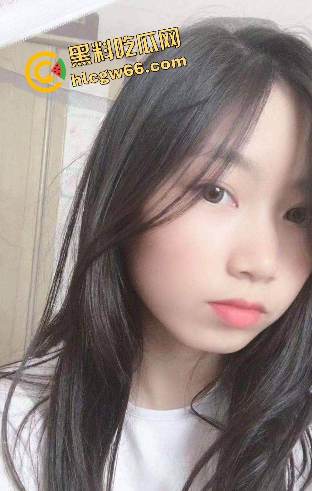 武汉仙气白月光『孙涵』输给钞能力,嘴里含着肥仔小鸡巴舔,说好的清冷高岭花,最后成了捧蛋小母狗!-6